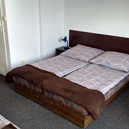 Klif Goscinne W Centrum Blisko Morza Vendégház