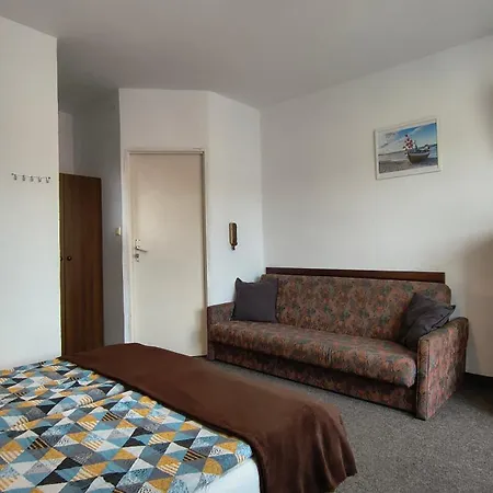 Penzion Klif Goscinne W Centrum Blisko Morza 3*